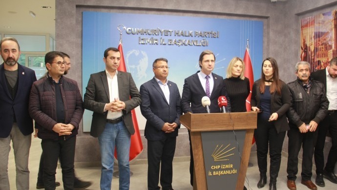 CHP İzmir İl Başkanı Yücel: Depremzedelerin konutları hala teslim edilmedi